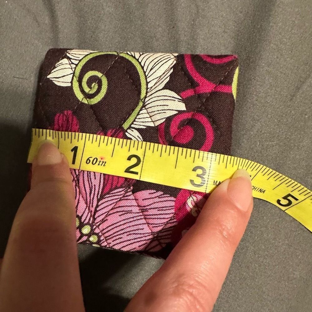 Vera Bradley card holder - Picture 6 of 7